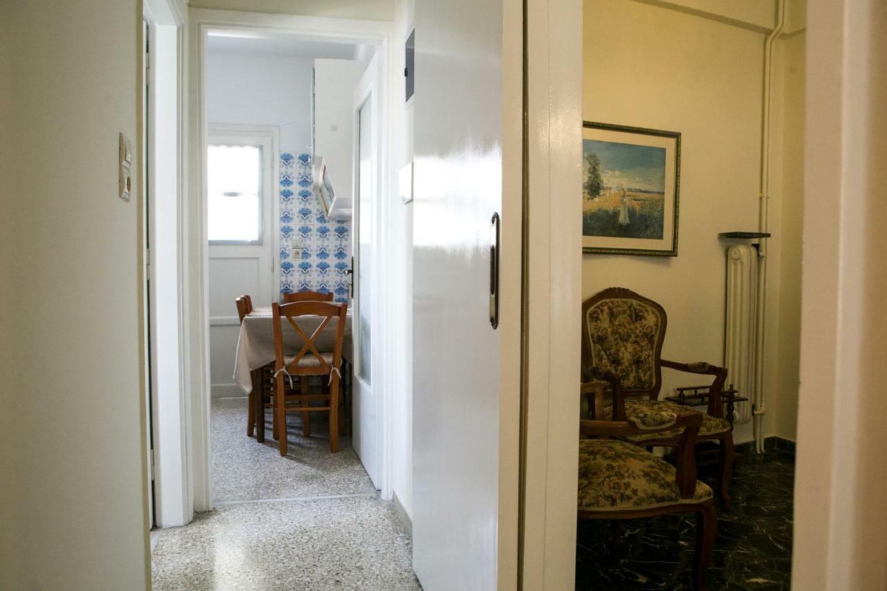 Best House, Larisis Metro, 아테네 외부 사진