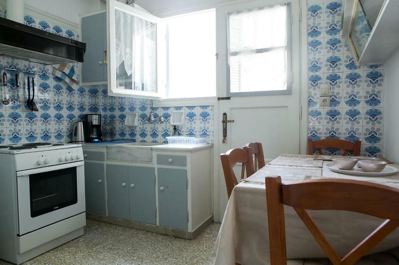 Best House, Larisis Metro, 아테네 외부 사진
